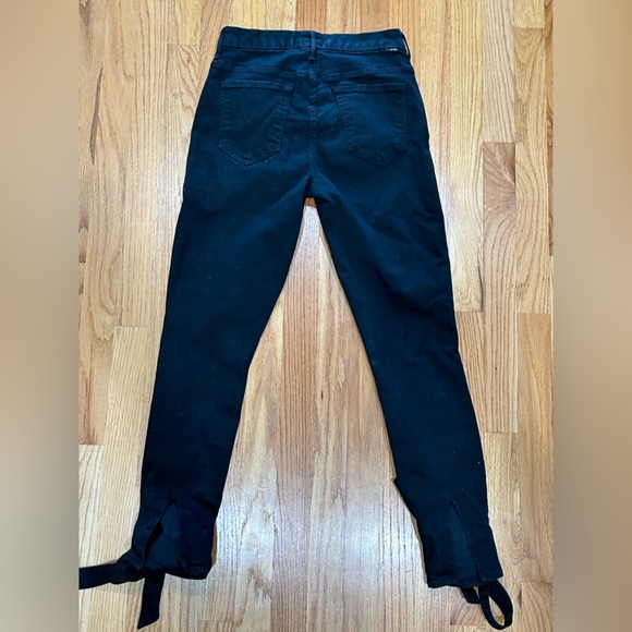 Mother high waisted tie-bow looker ankle in black 28. Out of stock in stores - Picture 10 of 10